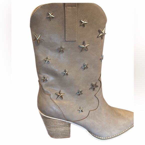 Ccocci Star Studded Western Booties Size 7 Taupe Pull On Pointed Toe Block Heel - Picture 5 of 13